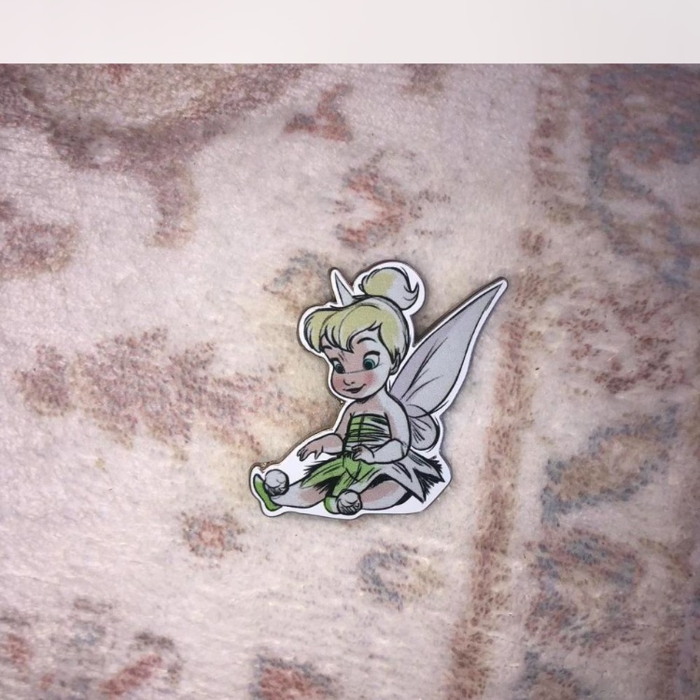 Disney Tinker Bell Fairy enamel Pin - Green and White